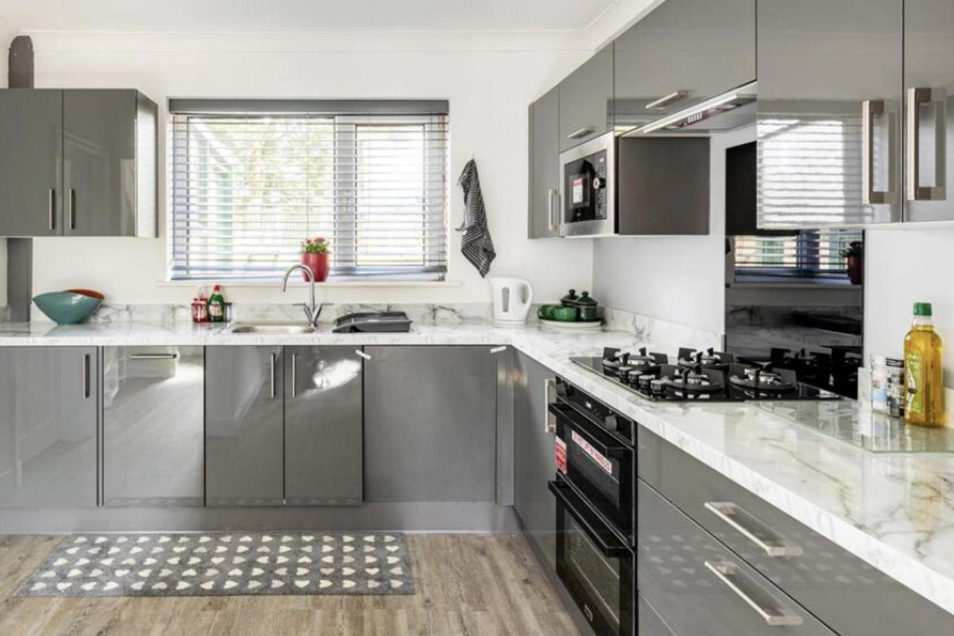 Come & Unwind In Charming 5 Bed House In Blackburn Blackburn  Exterior photo
