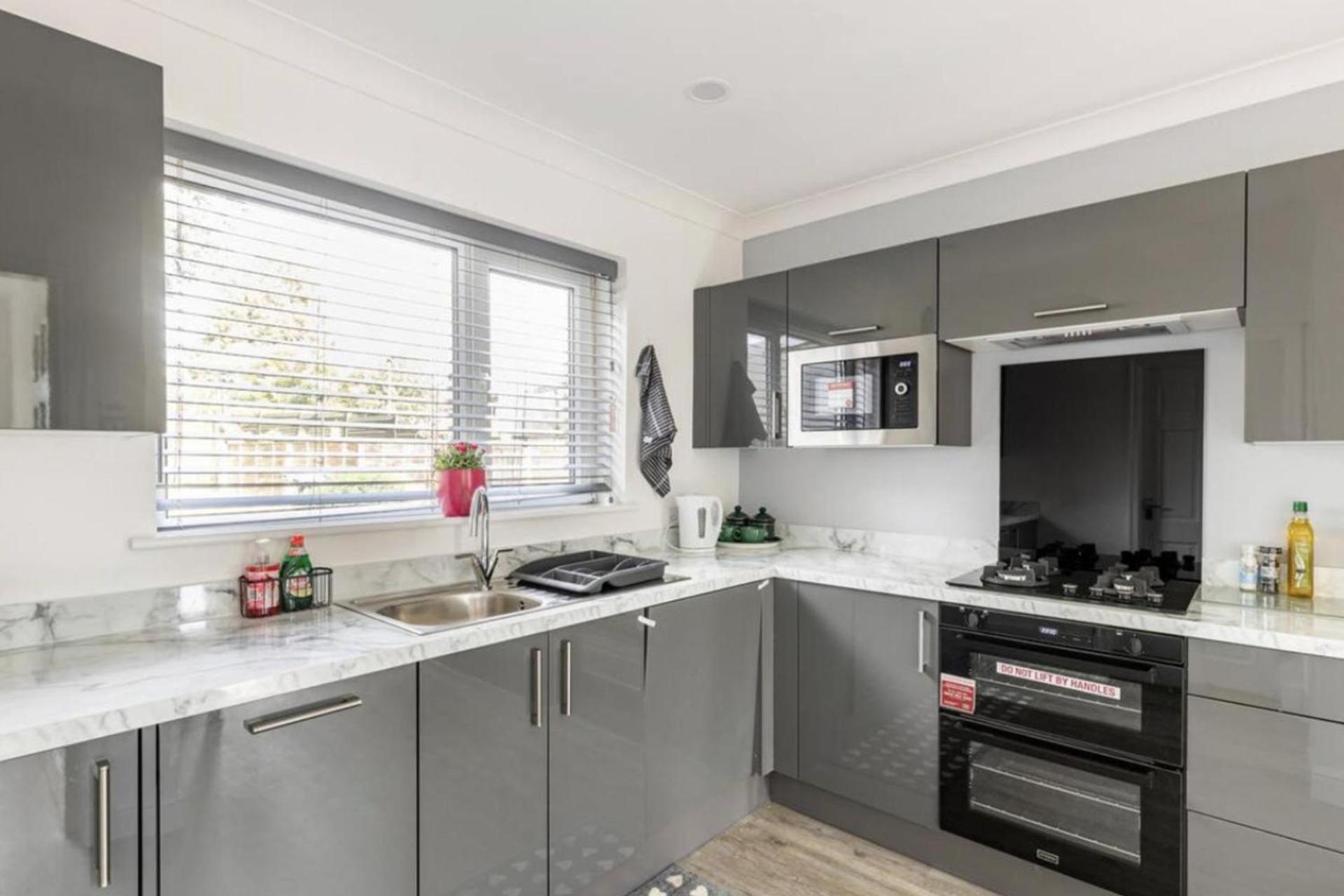 Come & Unwind In Charming 5 Bed House In Blackburn Blackburn  Exterior photo